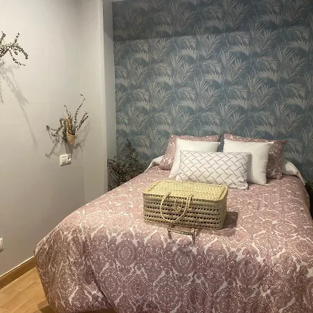 A Tixola ,casco Historico بونتيفيذرا